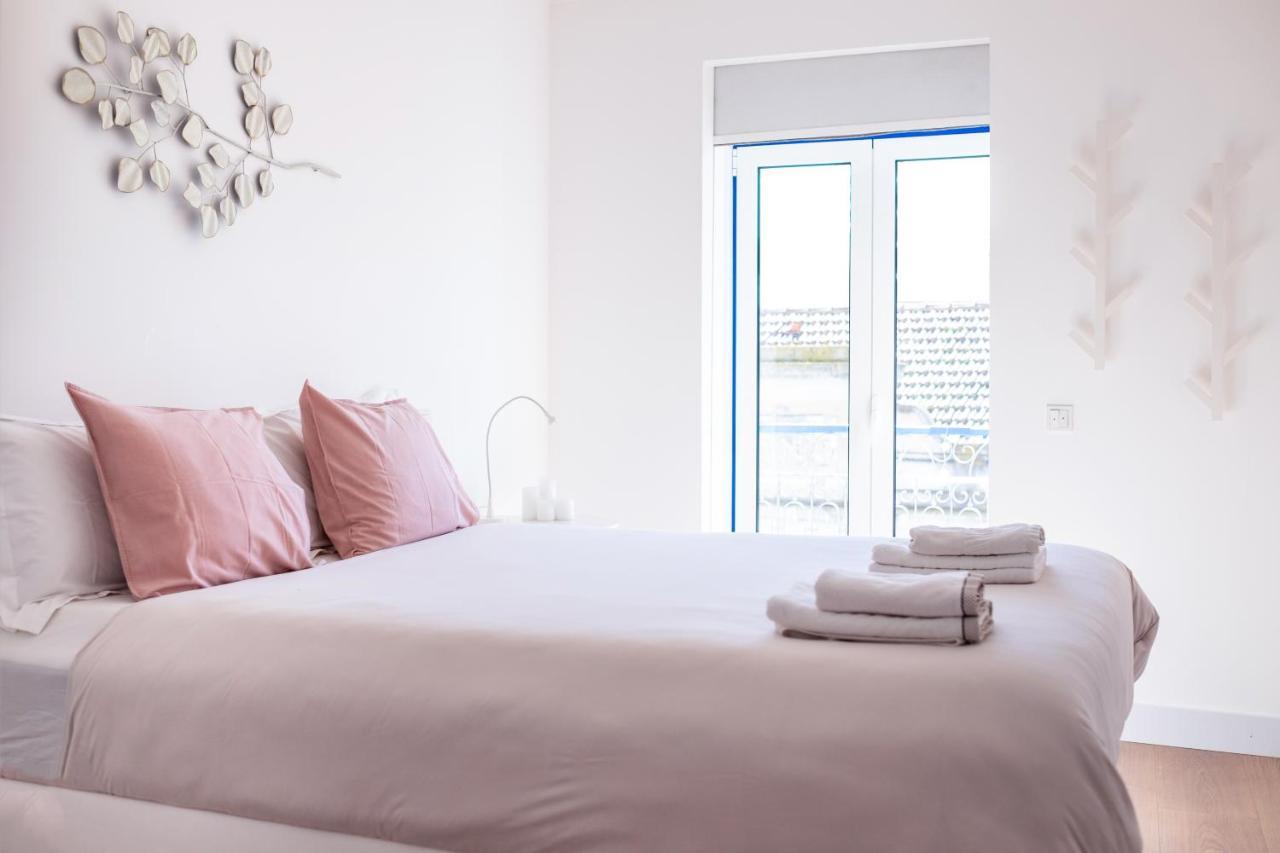 Luxury Apartment Near Cais Do Sodre Lisboa Eksteriør billede