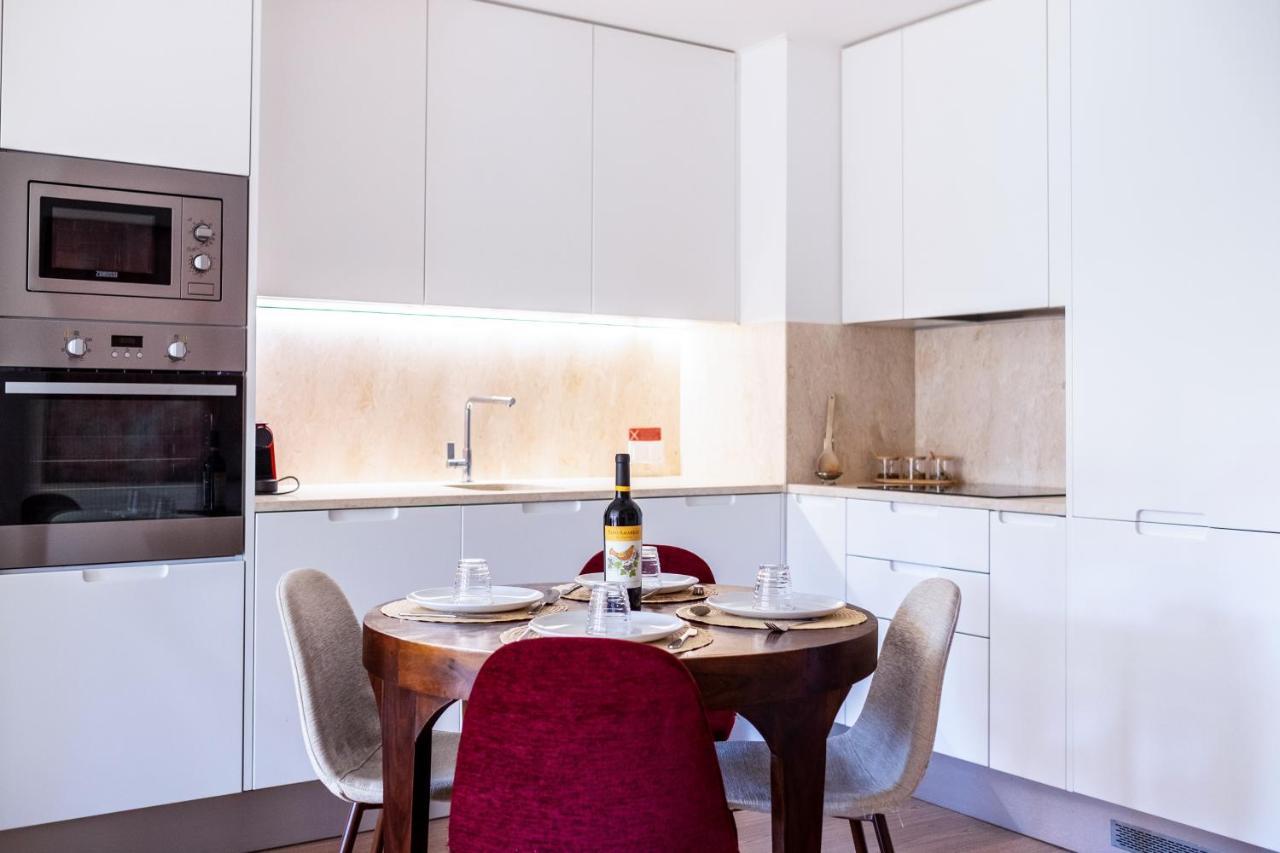 Luxury Apartment Near Cais Do Sodre Lisboa Eksteriør billede